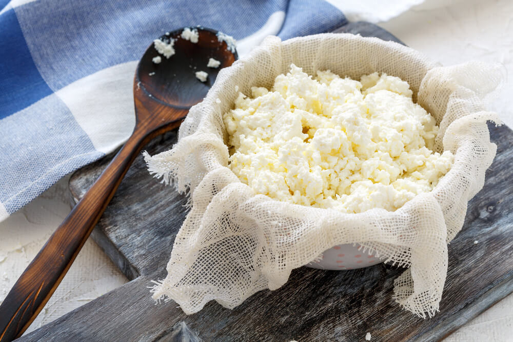 What's The Best Substitute for Ricotta Cheese? {21 Options + Photos}